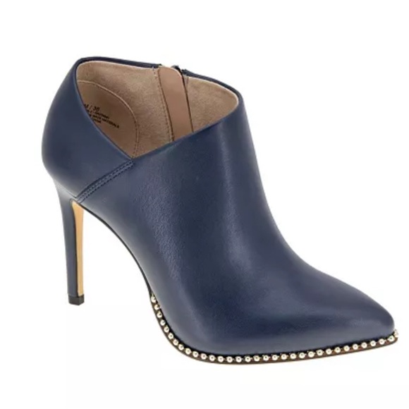 BCBGeneration Women's Hadix Bootie Navy Blue Gold Chain Detail Size 6.5 Siren - Picture 1 of 11